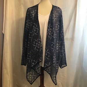 Gorgeous sheer Lane Bryant tunic, size 14/16